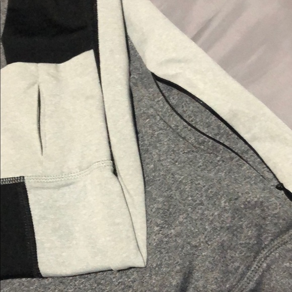 •PINK •Jacket - Picture 2 of 3